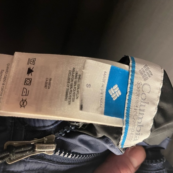 Men’s small Columbia jacket - Picture 2 of 4